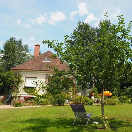 Cour Tholmer エクモヴィル