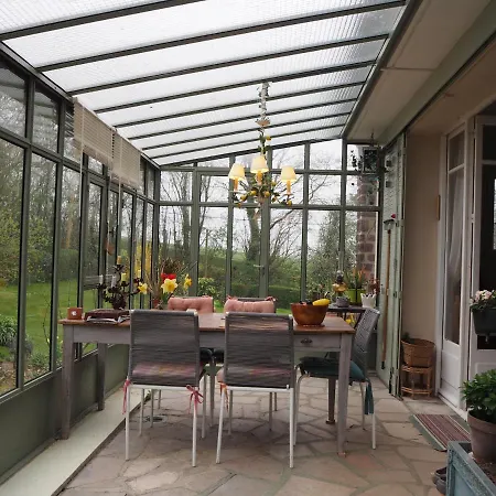 Cour Tholmer 3* Équemauville