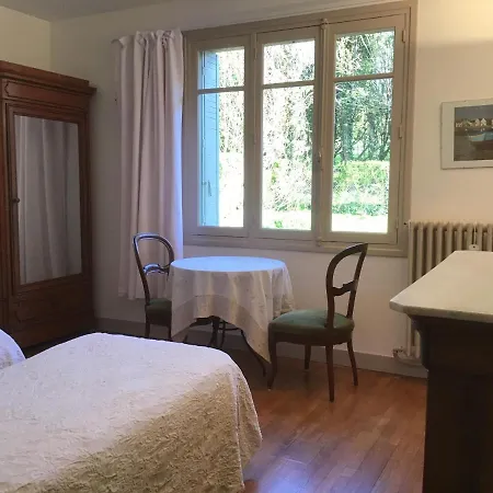 Cour Tholmer Nocleg ze śniadaniem 3*